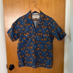 RGT Rogue Territory short sleeve button up in excellent condition. Size medium.